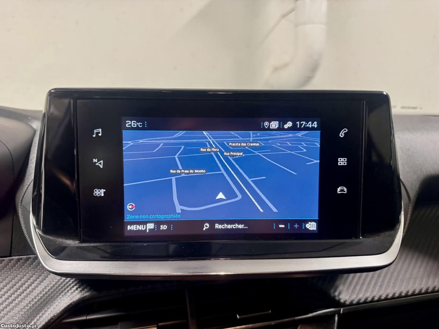 Peugeot 2008 1.2 PureTech Active Pack EAT8 — fotografia 6