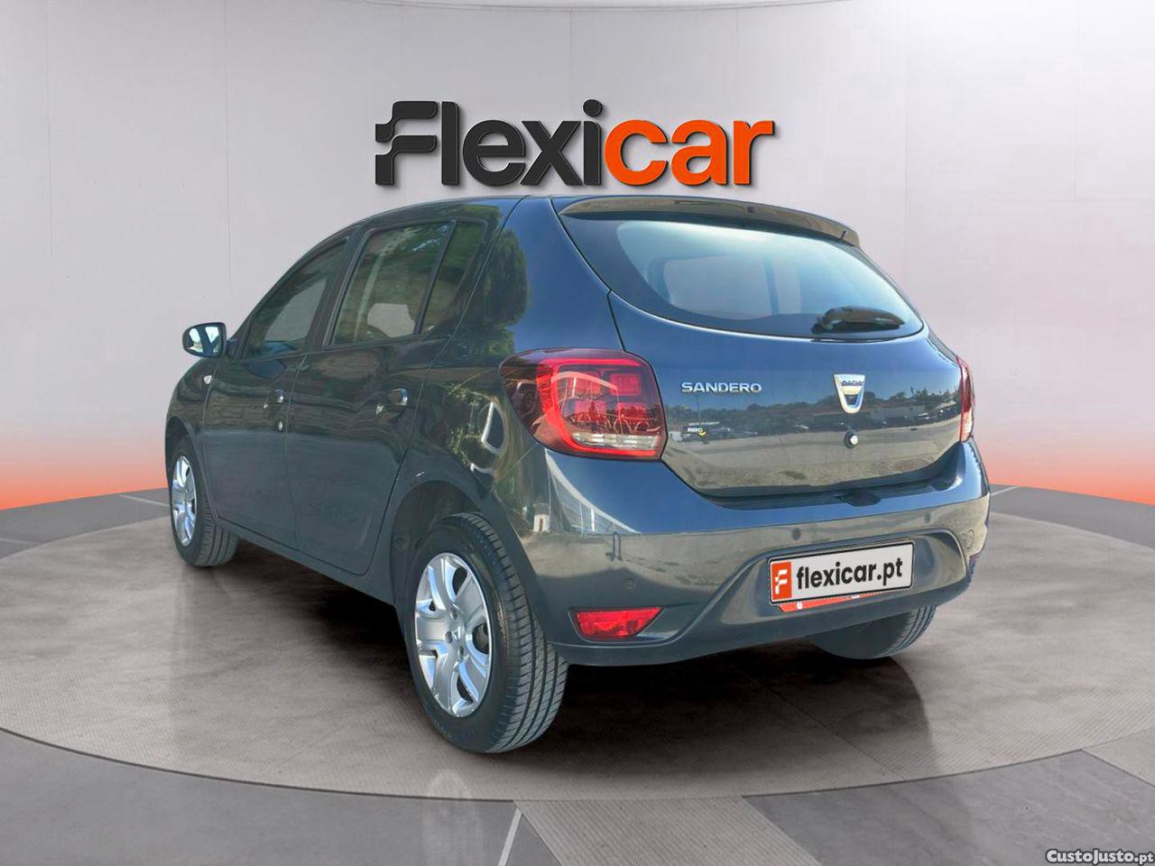 Dacia Sandero 1.0 SCe Pack — fotografia 14