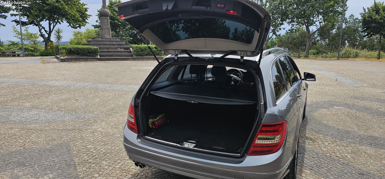 Mercedes-Benz C 200 200 Cdi — fotografia 9