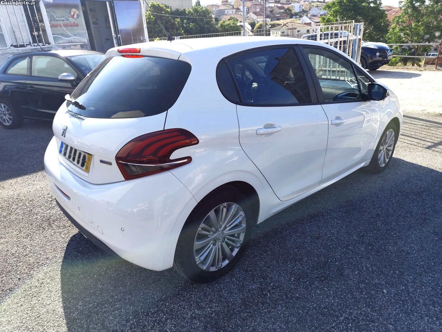 Peugeot 208 1.2PURETECH STYLE — fotografia 10