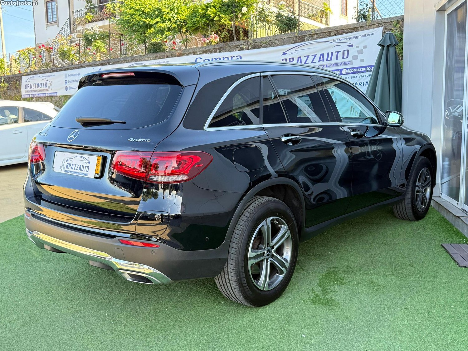 Mercedes-Benz GLC 300 de 4Matic 9G-TRONIC Exclusive — fotografia 25