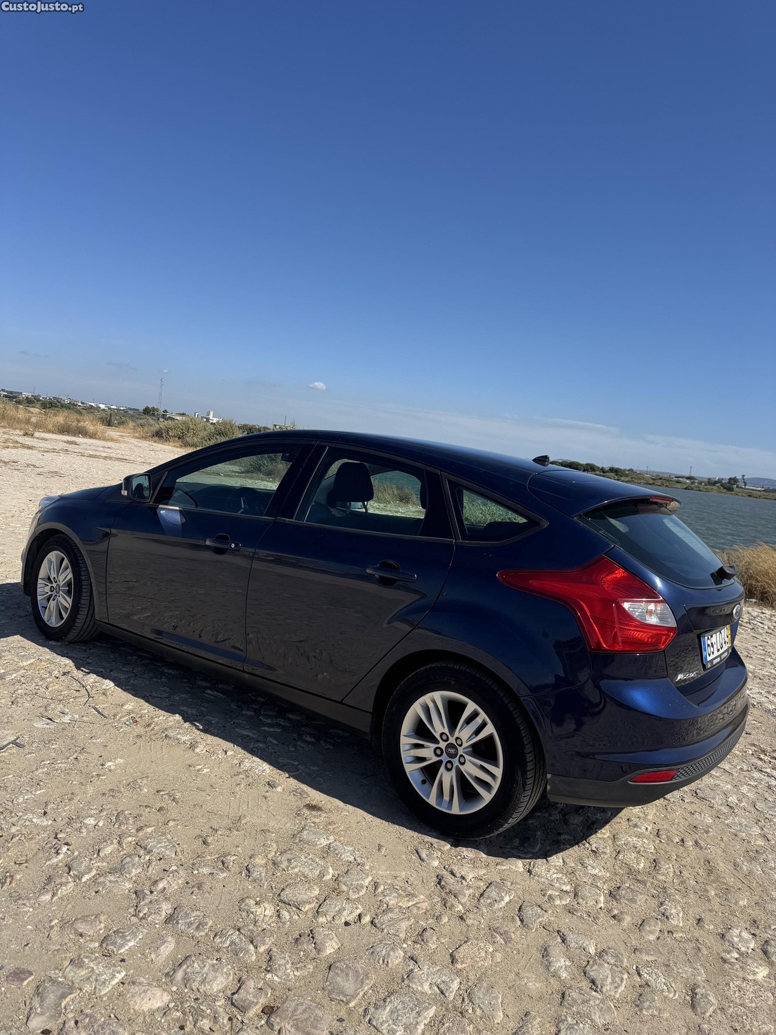 Ford Focus 1.6TDCi 115cv 150.000km e livro revisões — fotografia 9