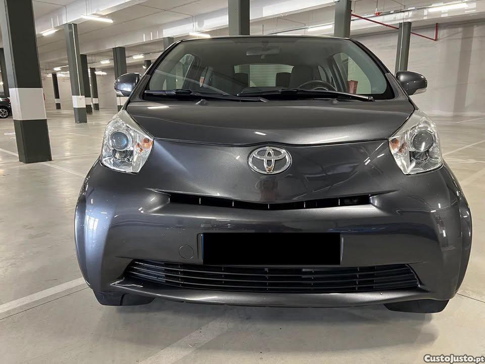 Toyota iQ 1.0 VVT-i plus — fotografia 11