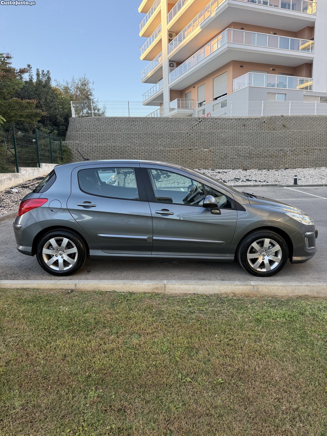 Peugeot 308 Peugeot 308 Nacional  Apenas 119 mil km  01 Dono  Nacional  1.4 Gasolina 95 cv  Estimado  Revisado  02 Pneus Novos — photo 5