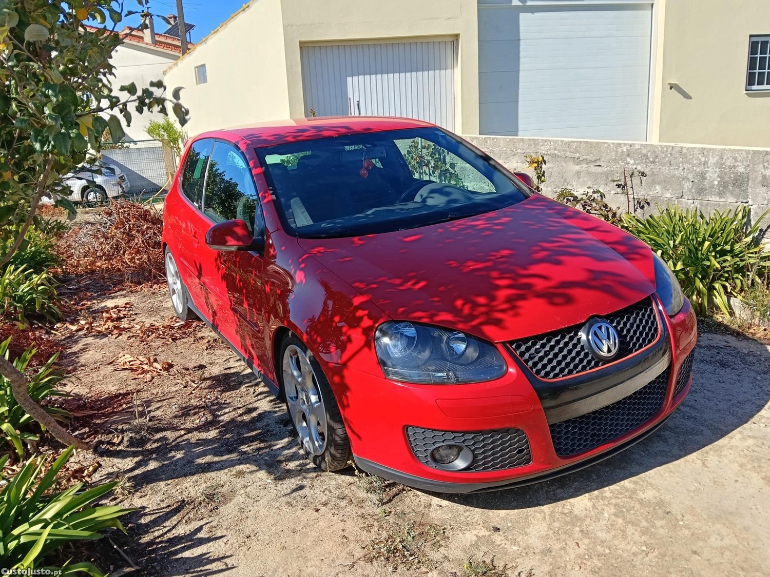 VW Golf 2.0 GTI — photo 2