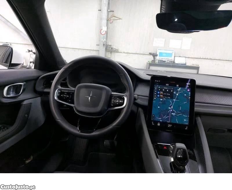Polestar 2 Long Range 78 kWh AWD — photo 4