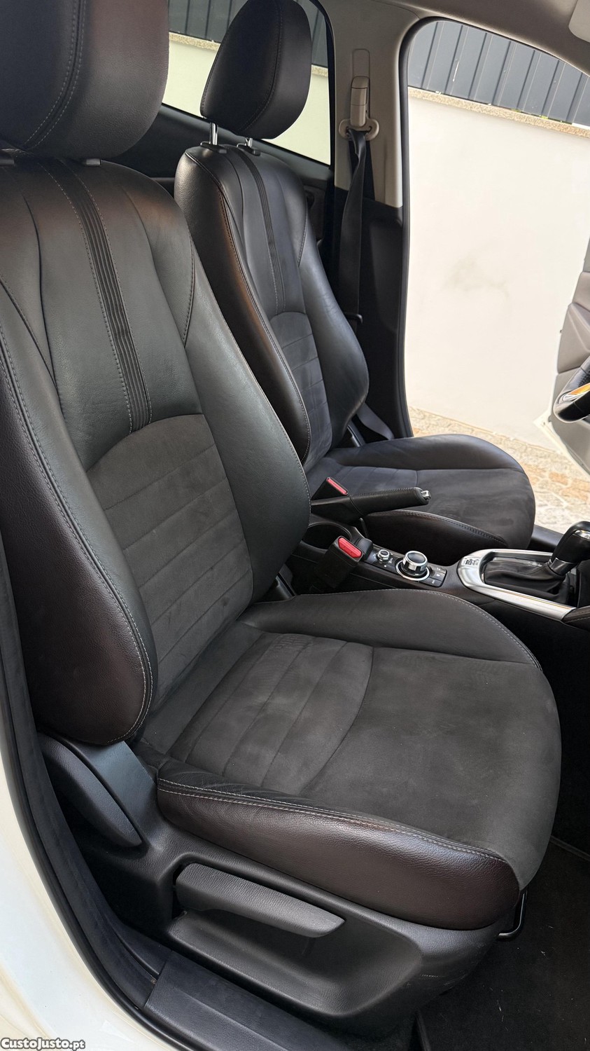 Mazda 2 Skyactive — fotografia 6