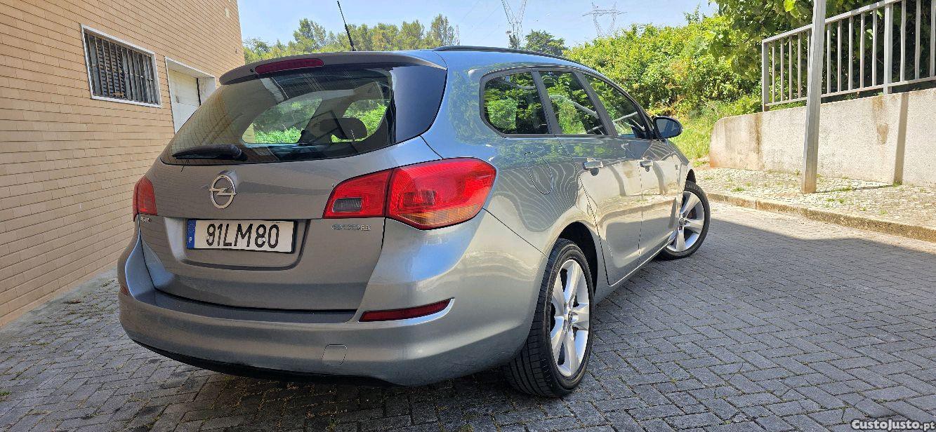 Opel Astra sport — fotografia 7