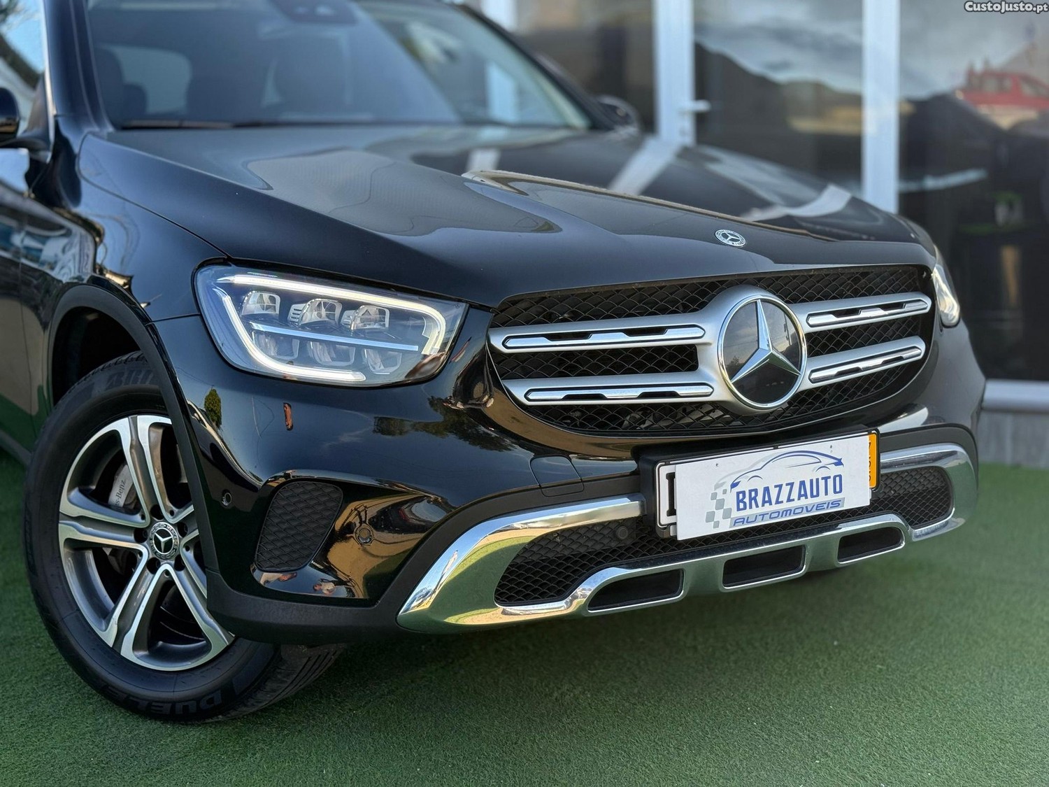 Mercedes-Benz GLC 300 de 4Matic 9G-TRONIC Exclusive — fotografia 28