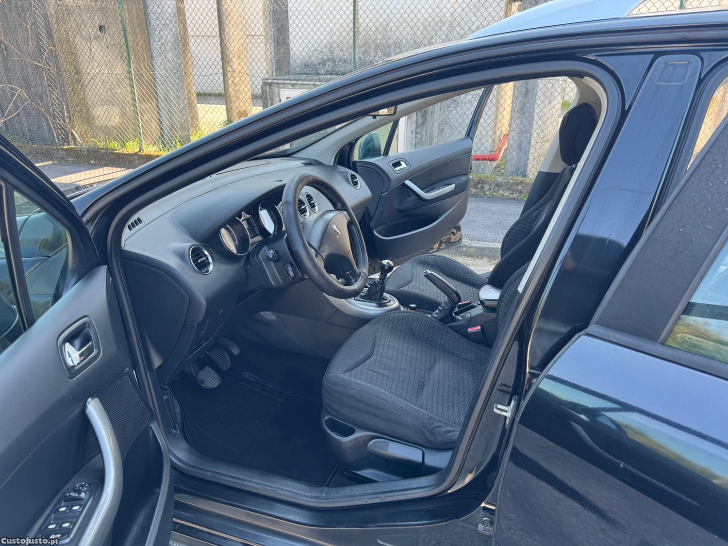 Peugeot 308 1.6 Hdi Estimada — fotografia 5