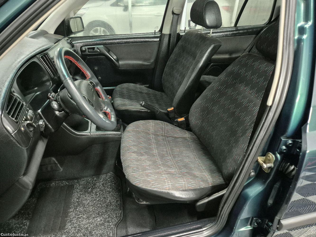 Volkswagen Golf 3 1.9TDi — fotografia 4