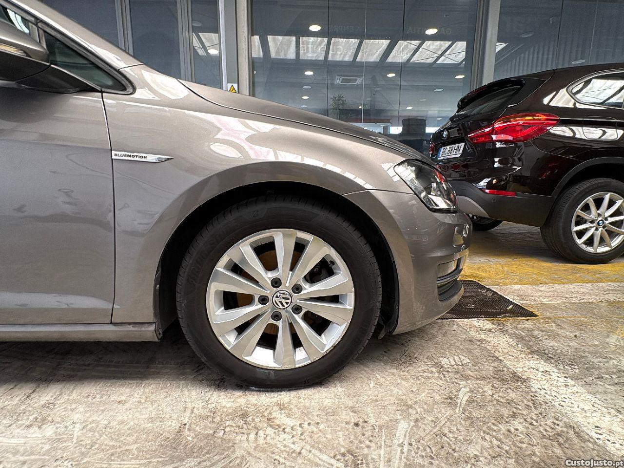 Volkswagen Golf 1.6 TDi BlueMotion Trendline — fotografia 8