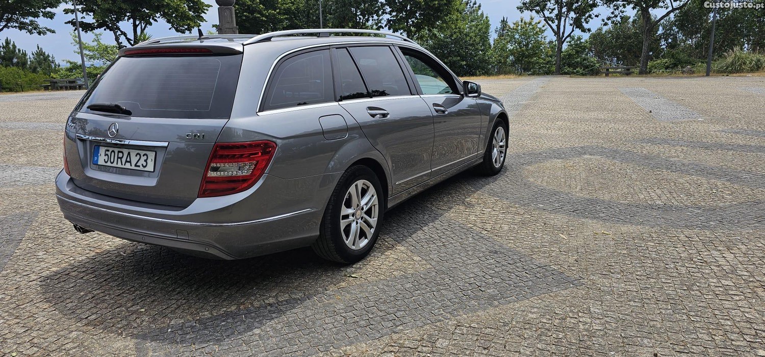 Mercedes-Benz C 200 200 Cdi — fotografia 2