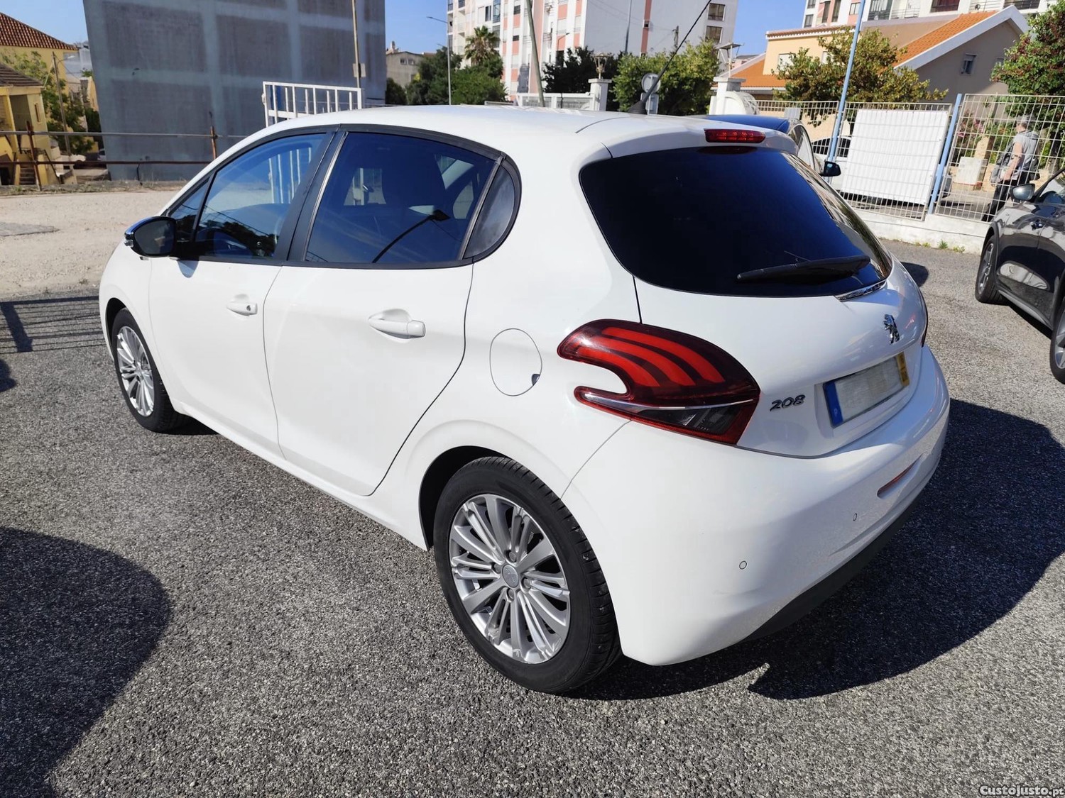 Peugeot 208 1.2PURETECH STYLE — fotografia 9