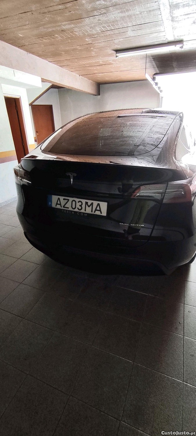 Tesla Model Y Long range dual motor — fotografia 5