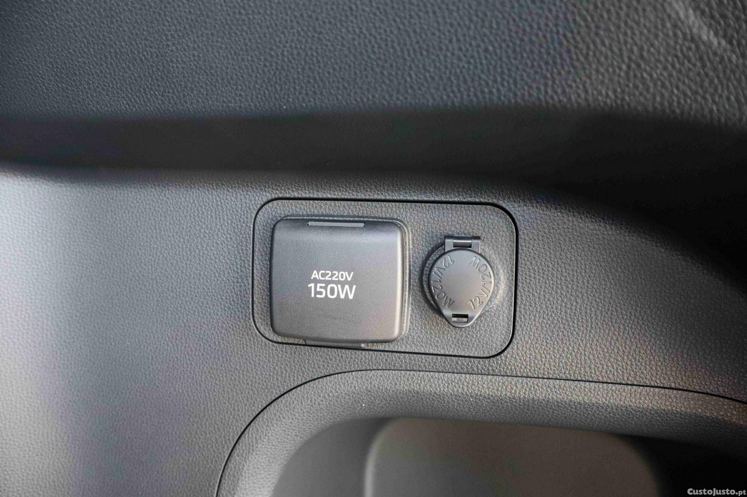 Toyota RAV4 2.5 HDF Plug-In Comfort — fotografia 3