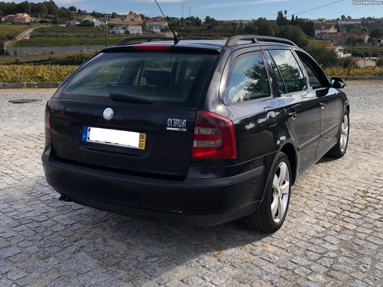 Skoda Octavia 2.0 TDi Break — photo 4
