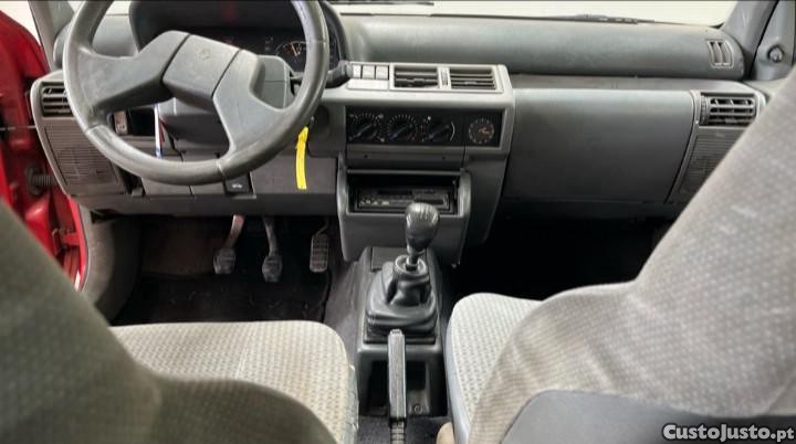 Renault Clio 5 portas 1.2 gasolina RT — fotografia 9