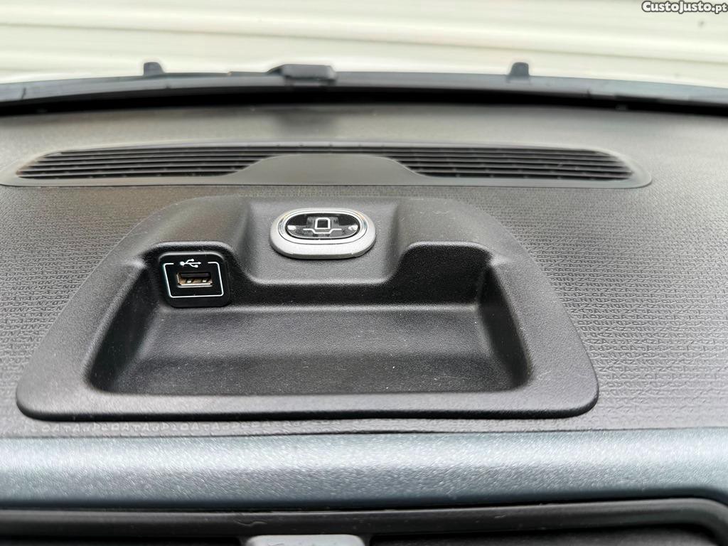 Fiat Panda 4x4 1.3Multijet 95cv 05/2018 — fotografia 3