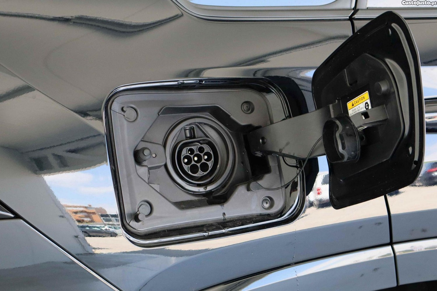 Toyota RAV4 2.5 HDF Plug-In Comfort — fotografia 18