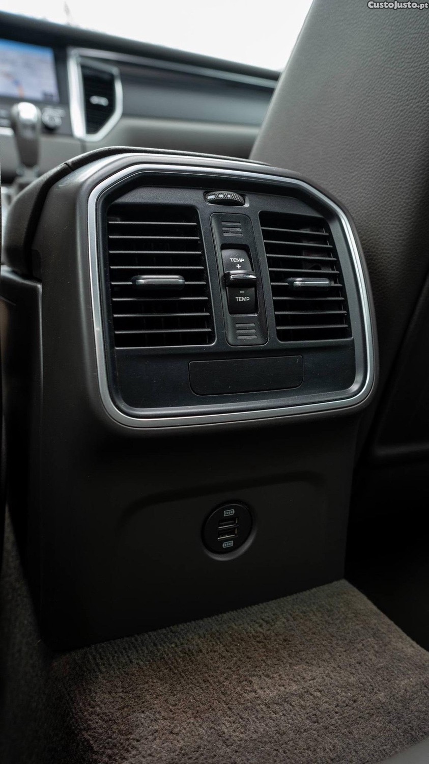 Porsche Macan 2.0T — fotografia 3