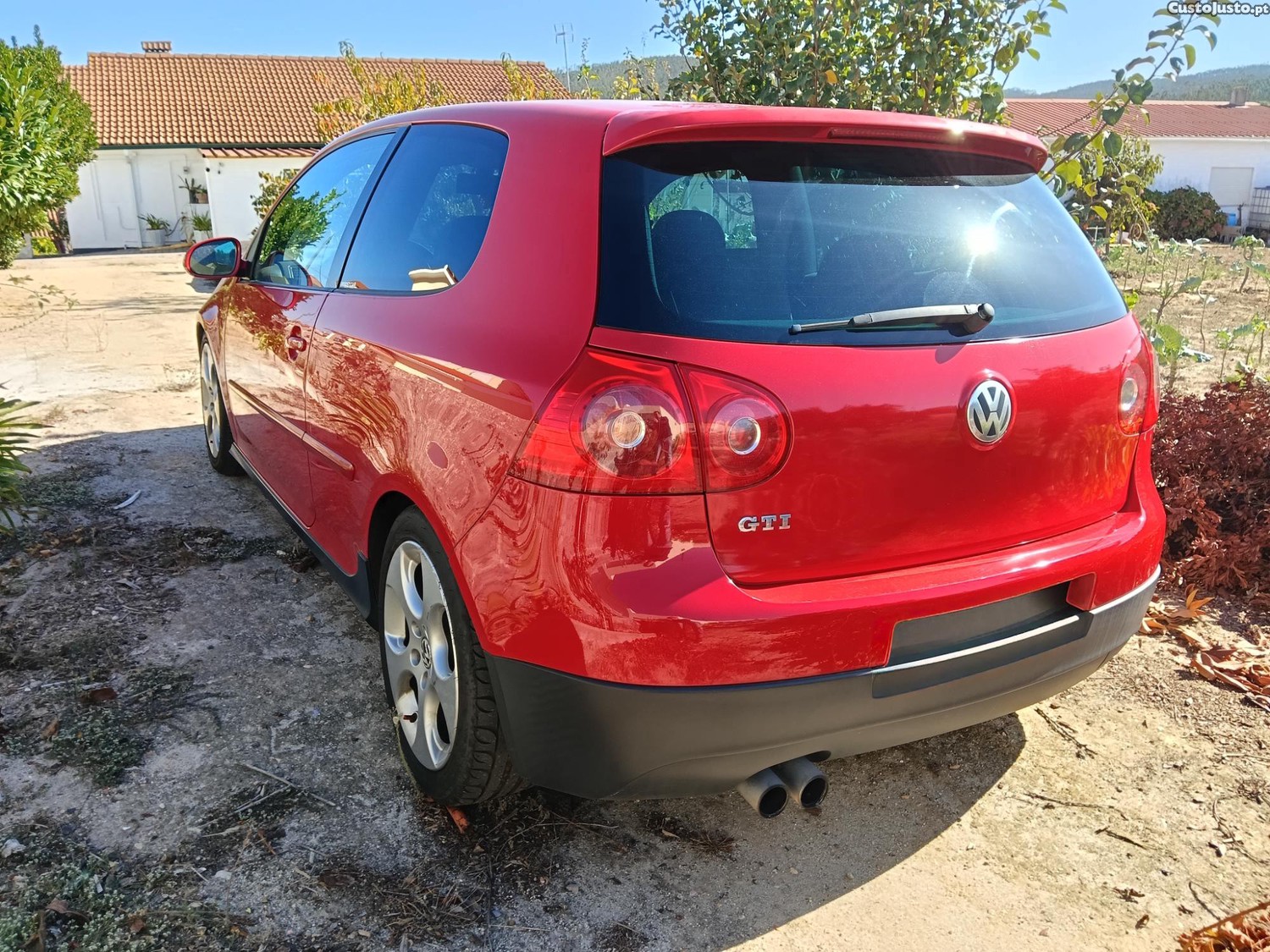 VW Golf 2.0 GTI — photo 3