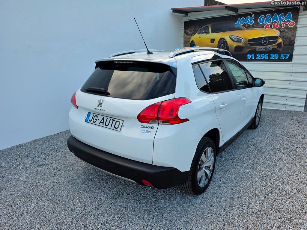Peugeot 2008 1.2Vti 82cv Style 90.000km 01/2015 — photo 3