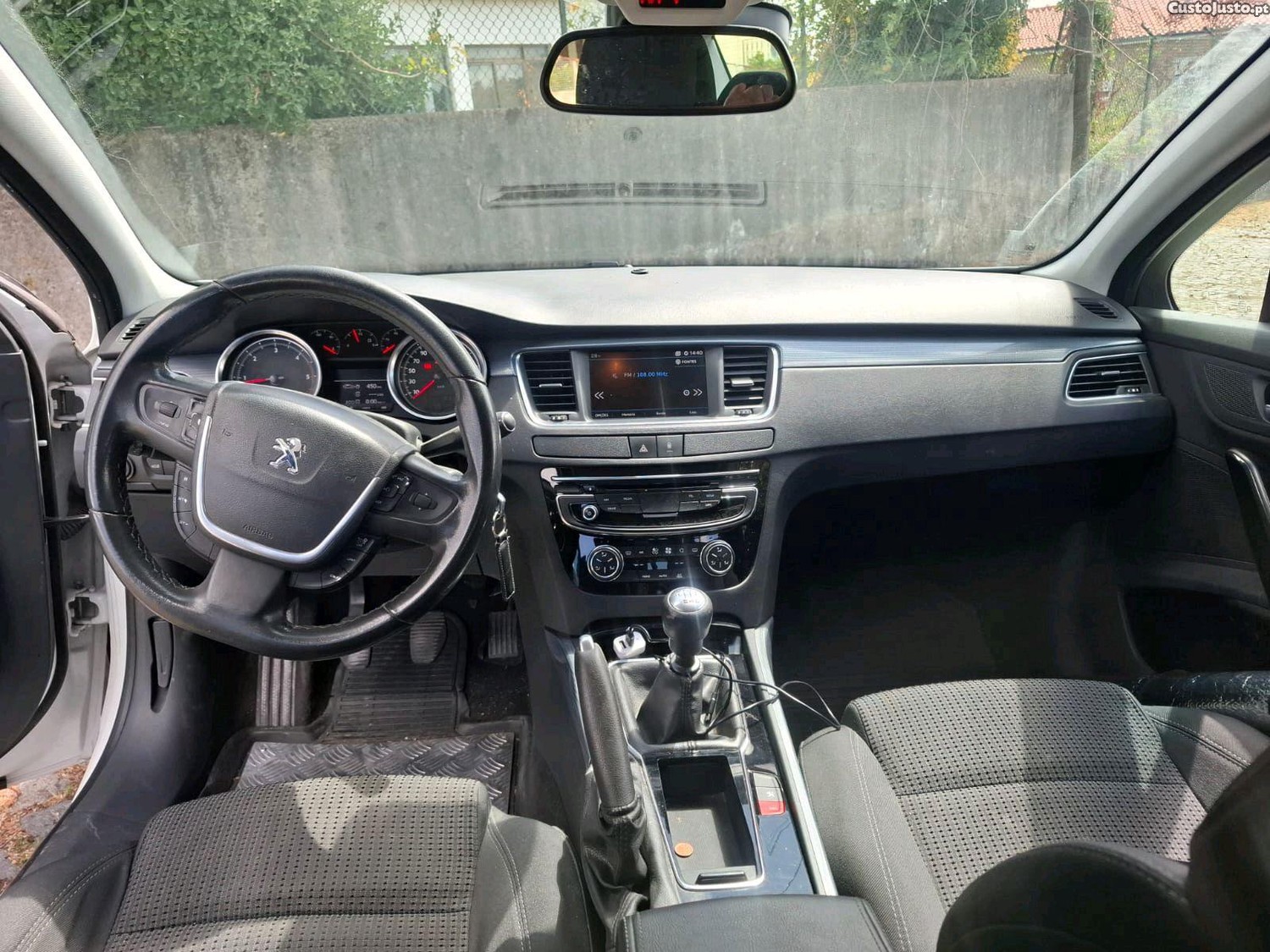 Peugeot 508 1.6hdi — fotografia 2