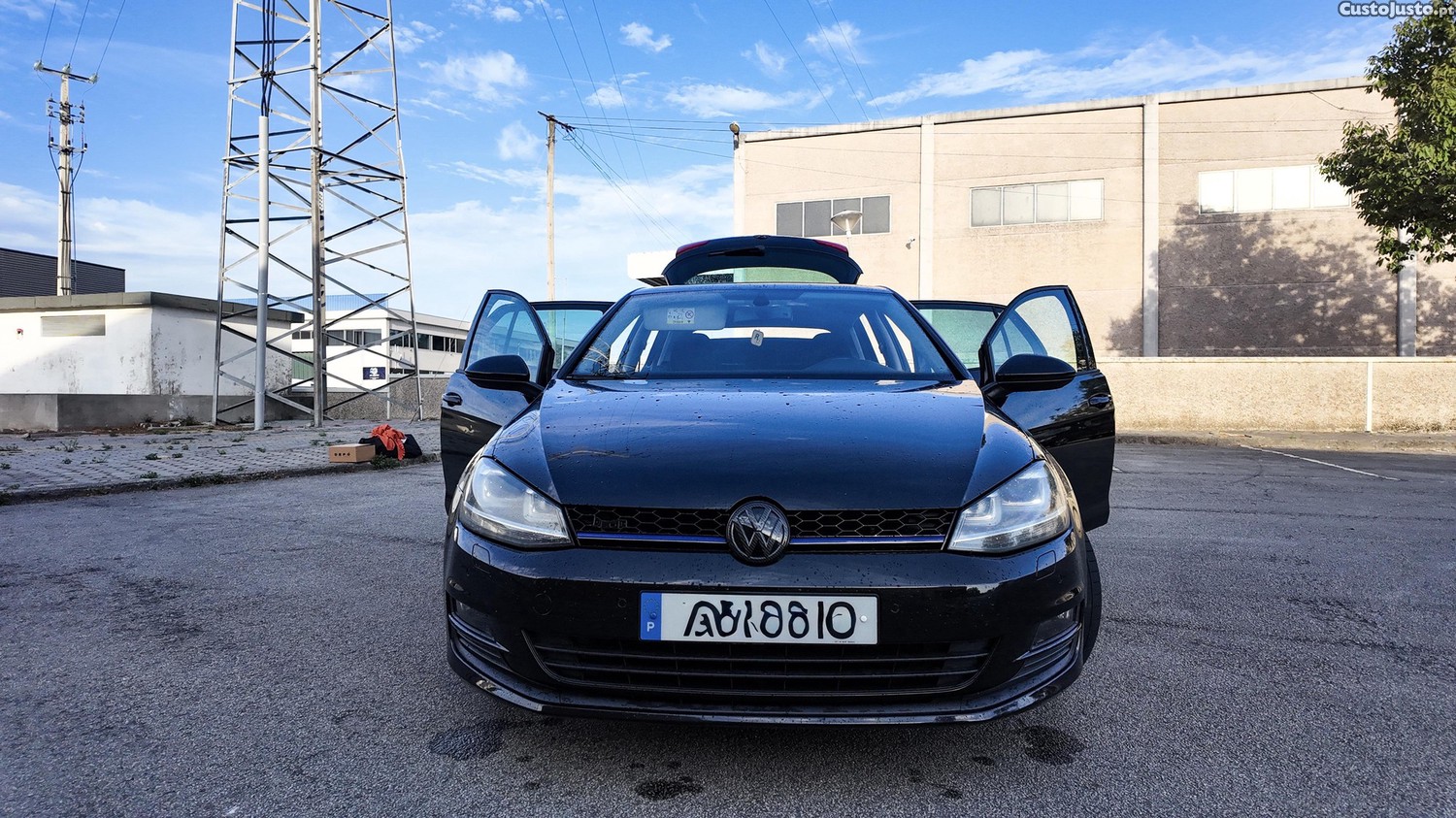 Volkswagen Golf 7 1.6 TDI 110cv BlueMotion HighlineEdição 40 Anos — fotografia 11