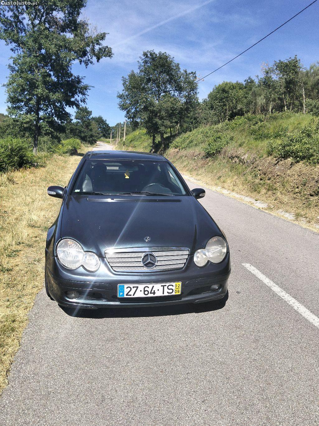 Mercedes-Benz C 220 sport coupé — fotografia 3