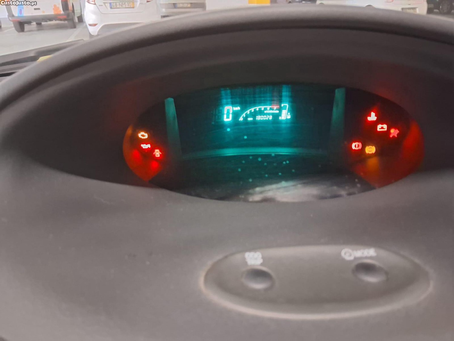 Toyota Yaris 1.0VVTi — fotografia 4