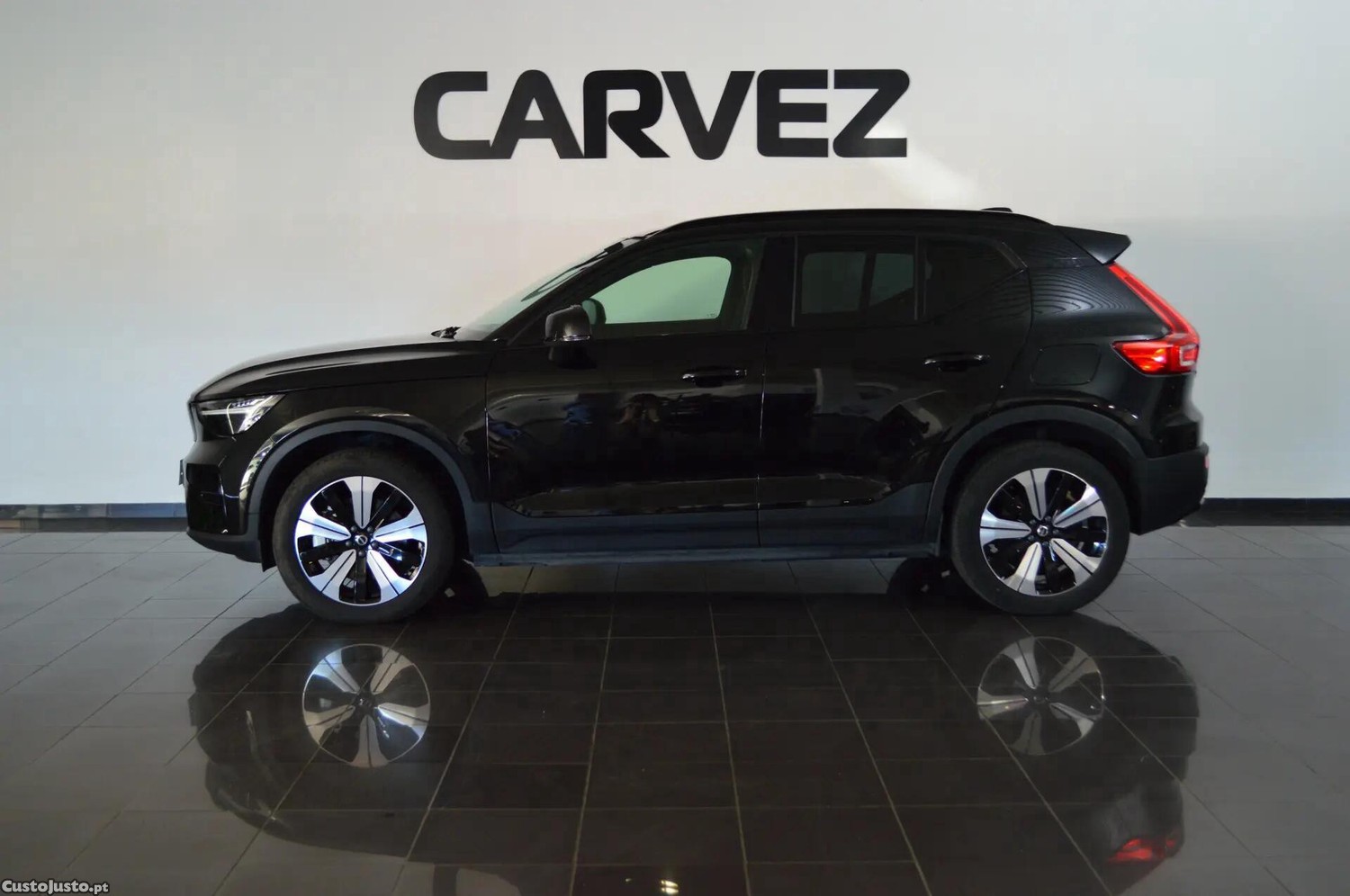 Volvo XC40 Recharge Plus — photo 3