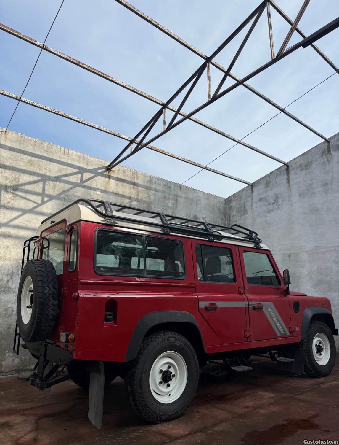 Land Rover Defender 110 sw  - 95 — photo 2