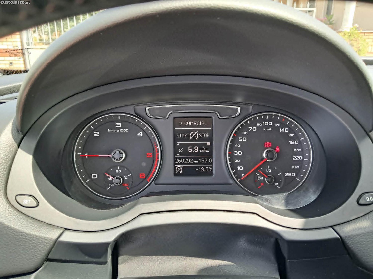 Audi Q3 2.0tdi 150cv — fotografia 3