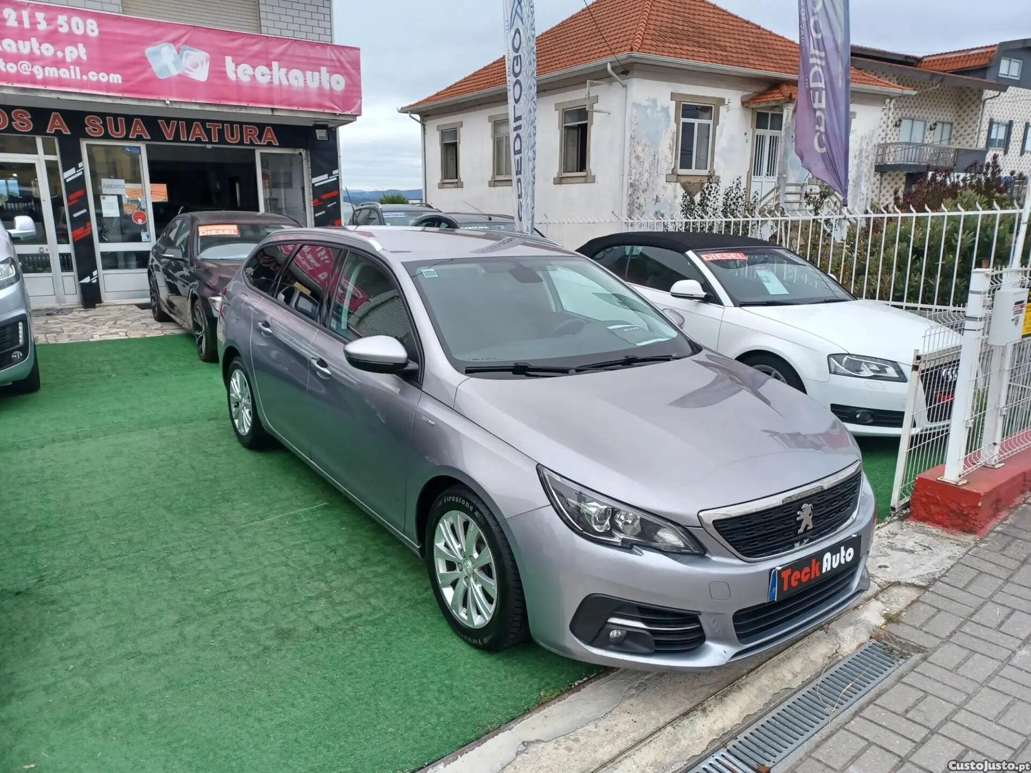 Peugeot 308 1.5 BlueHDi Style — fotografia 17