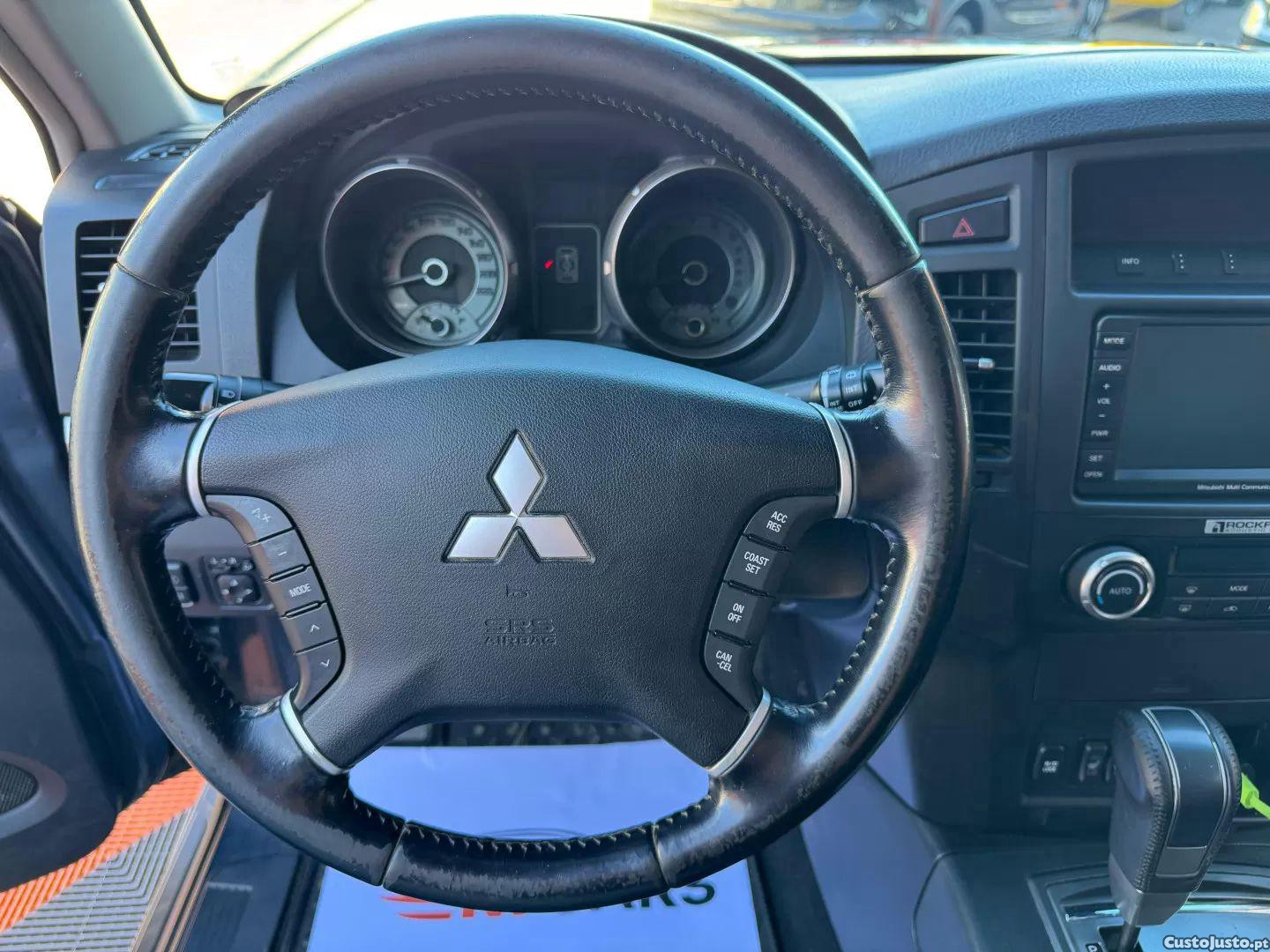 Mitsubishi Pajero 3.2 di-d instyle - 07 foto 4