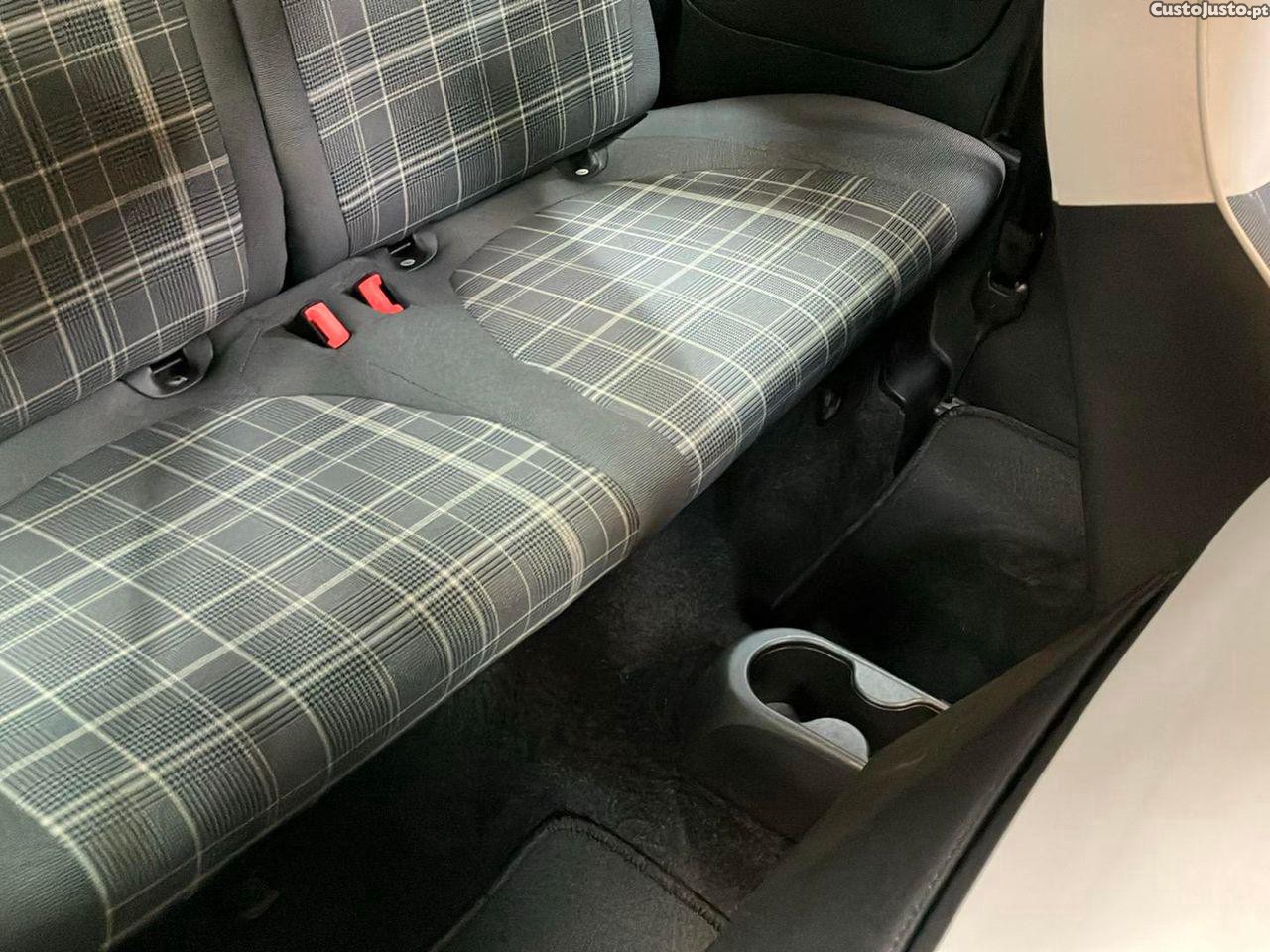 Fiat 500 1.0 Hybrid Lounge — fotografia 15