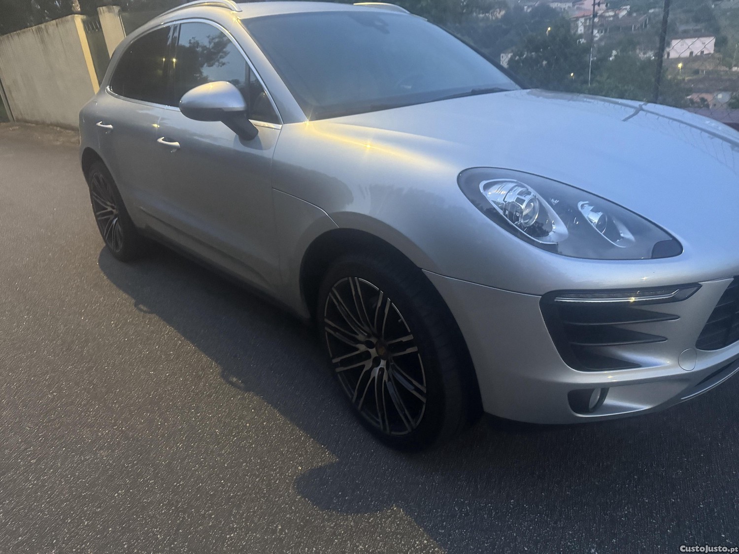 Porsche Macan S — photo 4