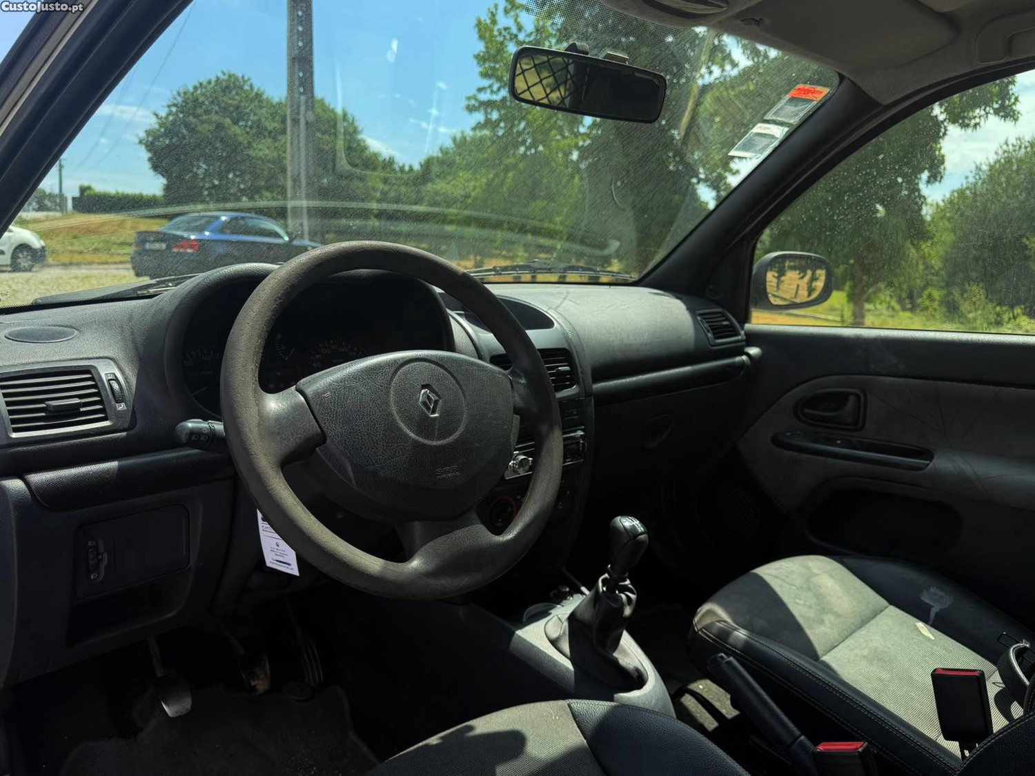 Renault Clio 1.5 Dci — fotografia 3