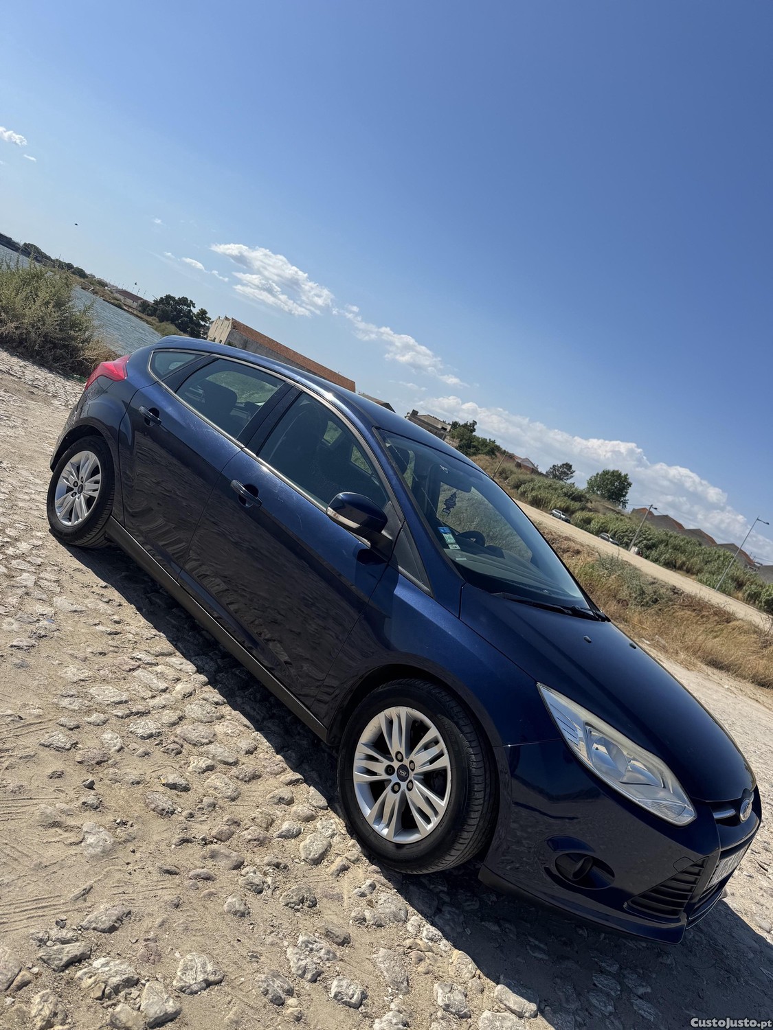 Ford Focus 1.6TDCi 115cv 150.000km e livro revisões — fotografia 10