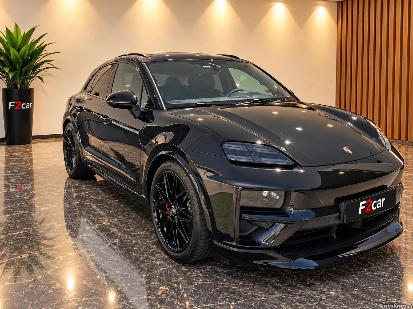 Porsche Macan Electric Turbo — photo 3