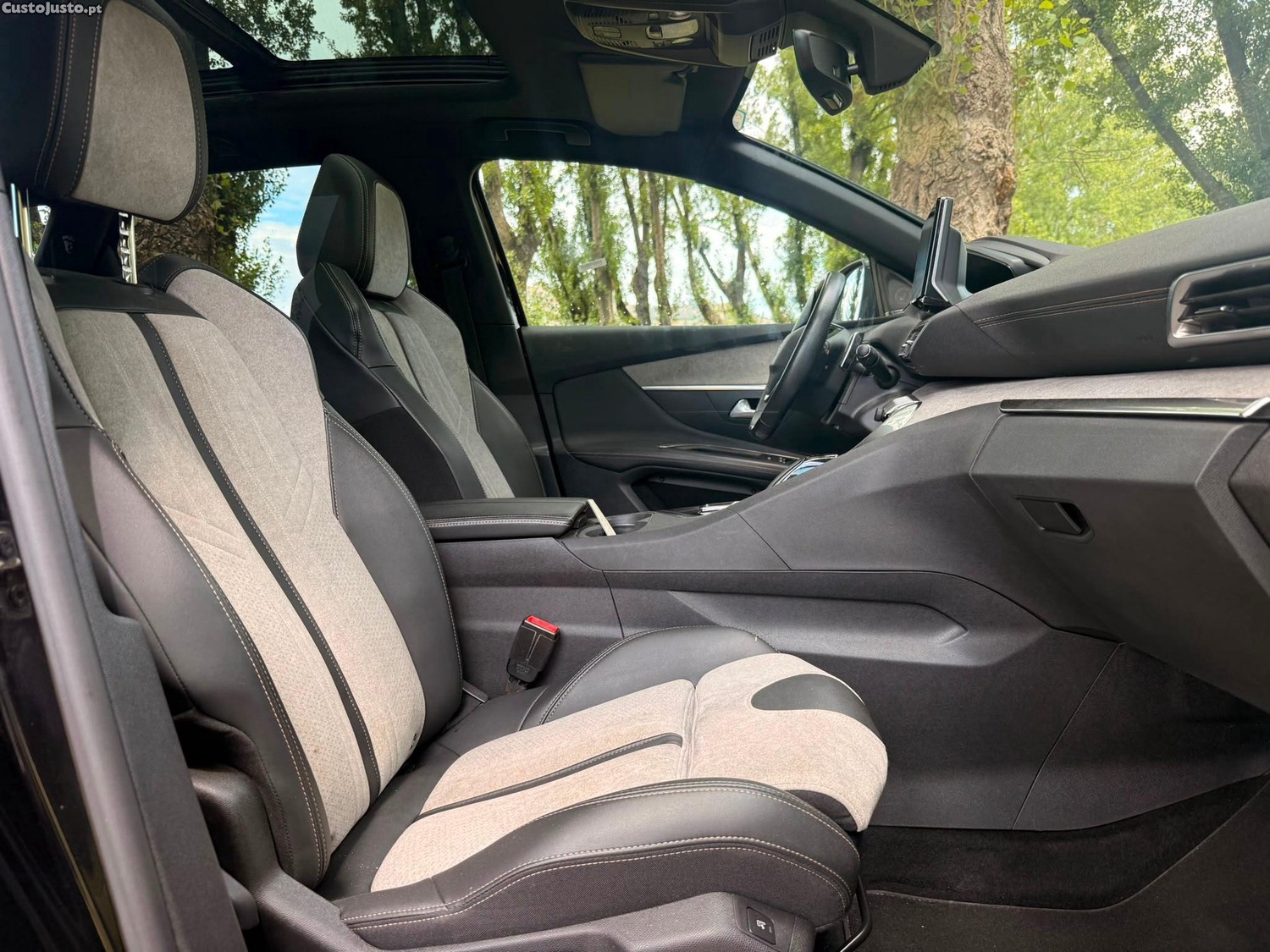 Peugeot 3008 1.6 Hybrid GT Pack e-EAT8 — fotografia 19