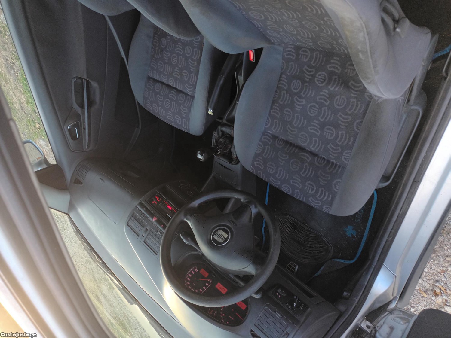 Seat Ibiza (6K3-Alh-2) - 00 — photo 5