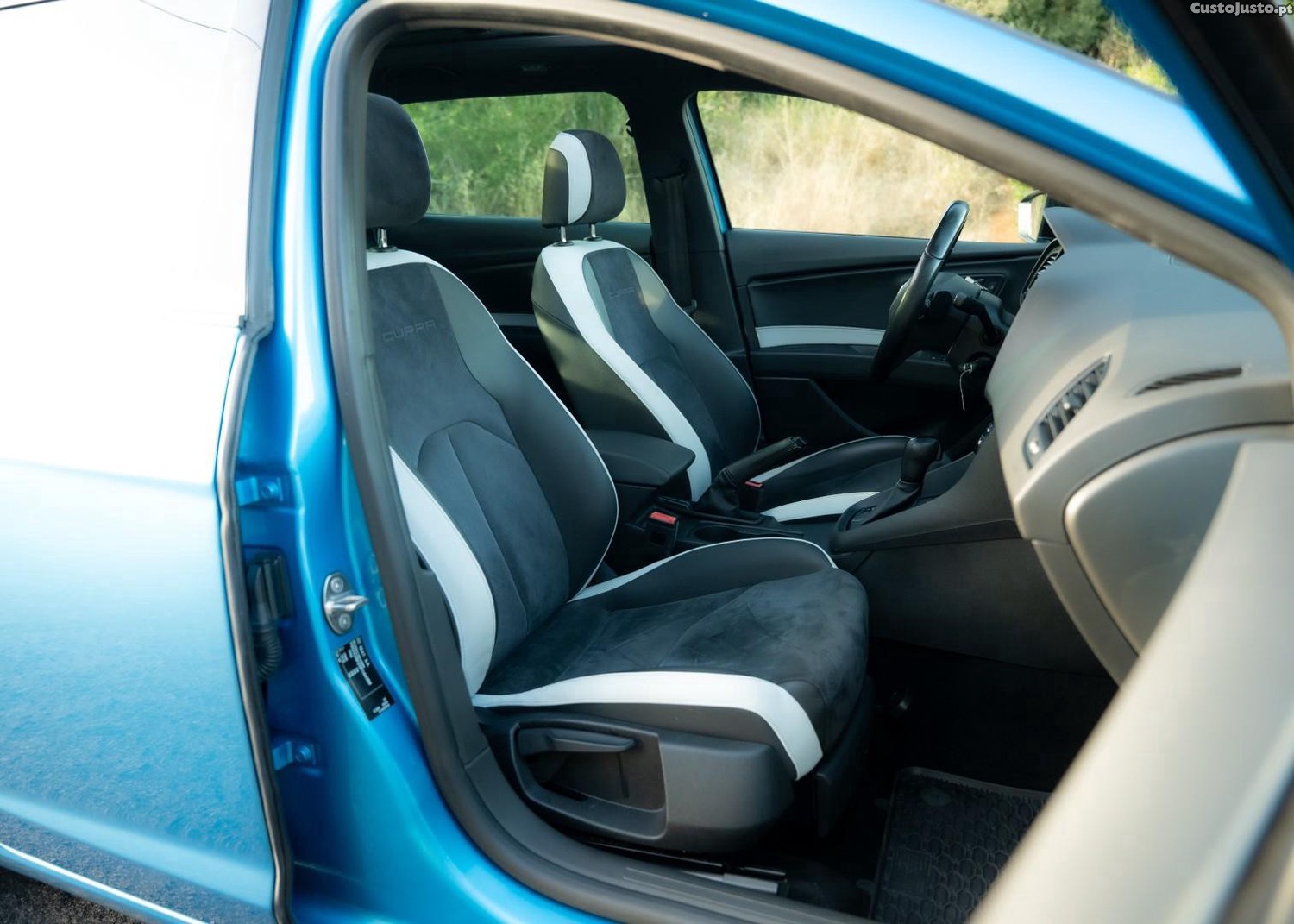 SEAT Leon 2.0 TSI S&S DSG Cupra 290 — fotografia 6
