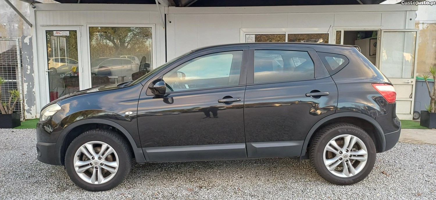 Nissan Qashqai 1.5Dci Acenta - 10 foto 2