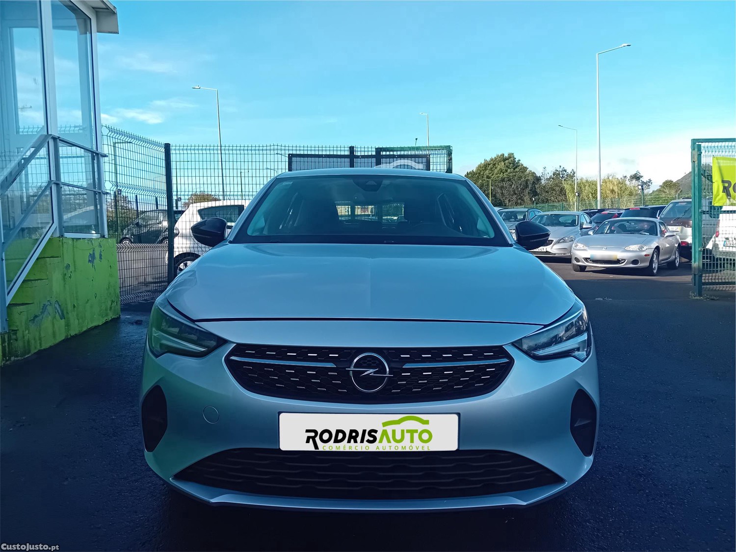 Opel Corsa 1.2 - 5P - 23 foto 2