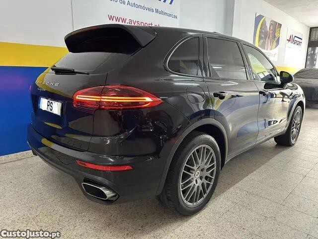 Porsche Cayenne 3.0 V6 — fotografia 17