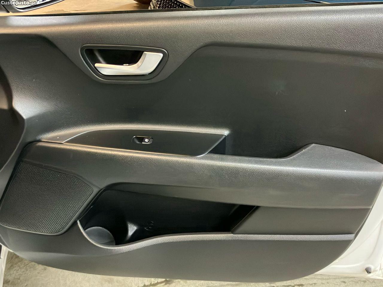 Kia Rio 1.0 T-GDi Wave — fotografia 3