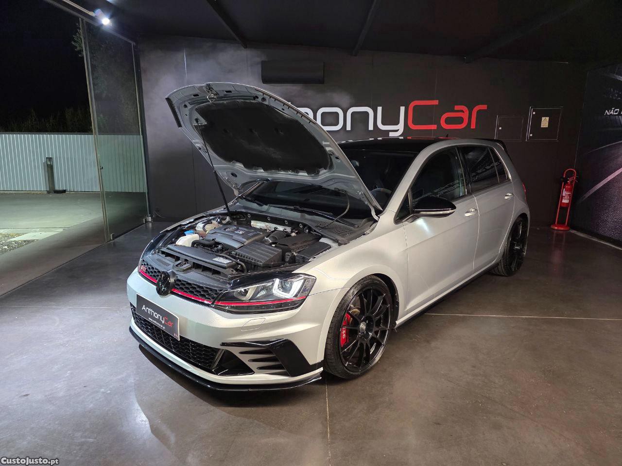 Volkswagen Golf 7 GTI CLUBSPORT 265CV — fotografia 2