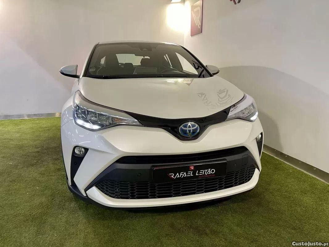 Toyota C-HR 1.8 hsd comfort — photo 4